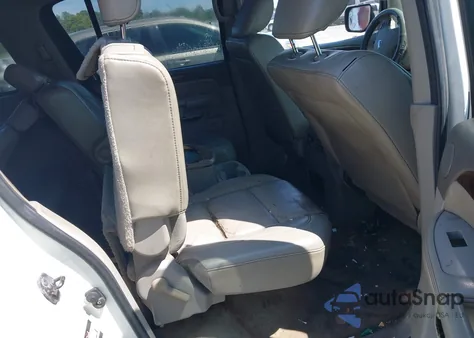 2010 Nissan Armada Platinum z USA, uszkodzony, nr VIN 5N1BA0NF8AN600512